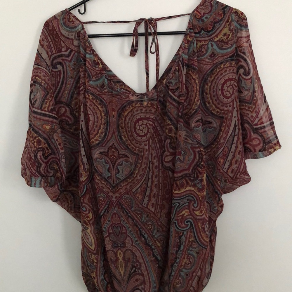 Sheer blouse - Picture 2 of 5